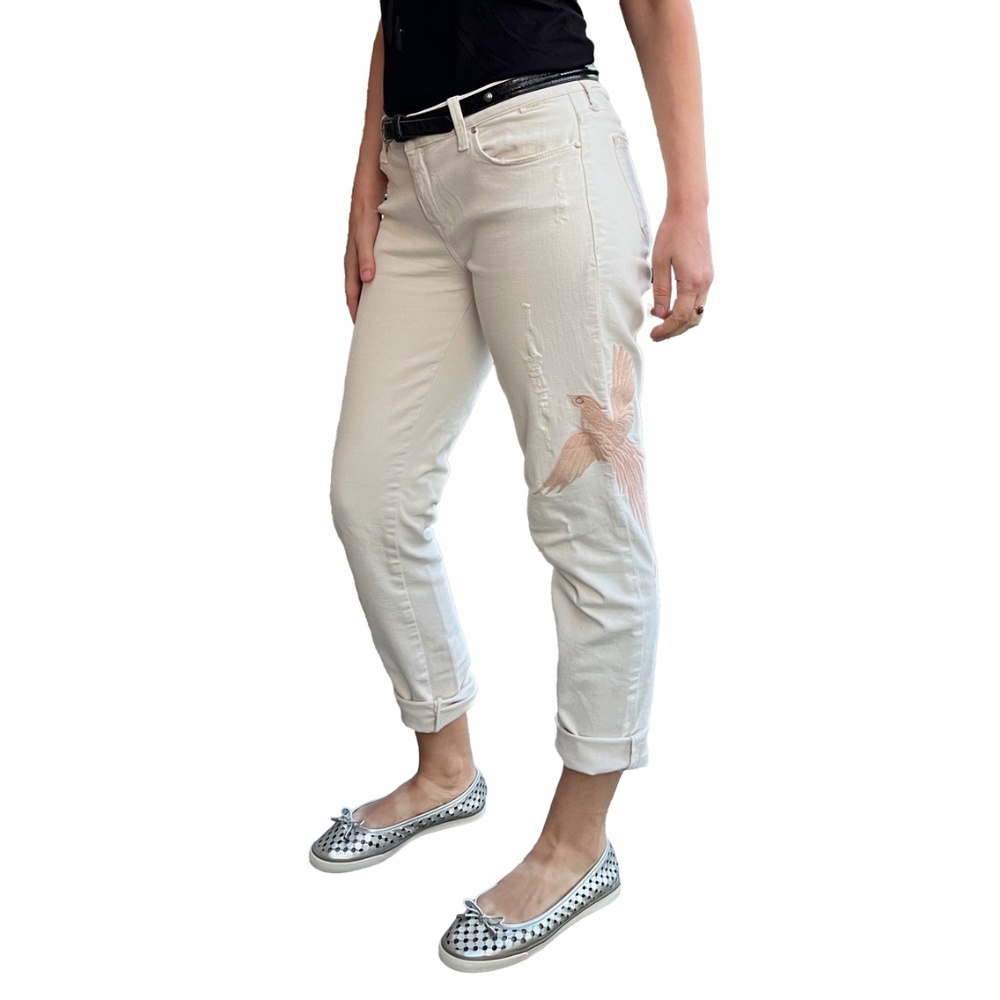 Boyfriend Jeans with Embroidery